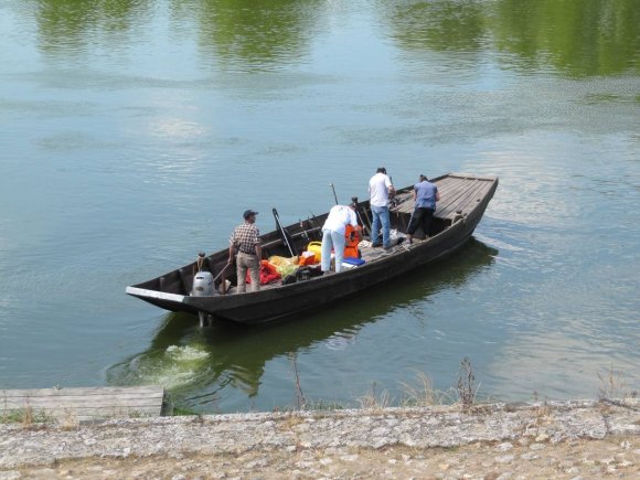 Départ de gabare à Bréhémont