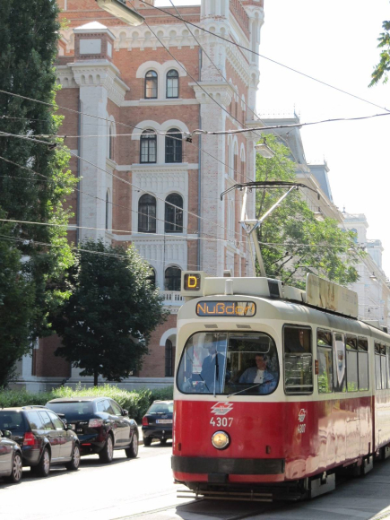 Beaucoup de tramways à Vienne