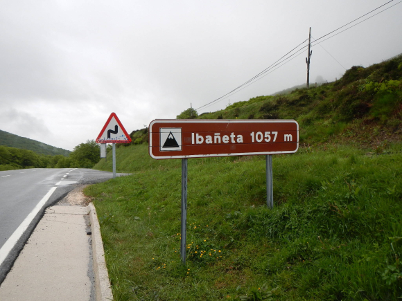 Col de Roncevaux (Puerto de Ibañeta), 1057m