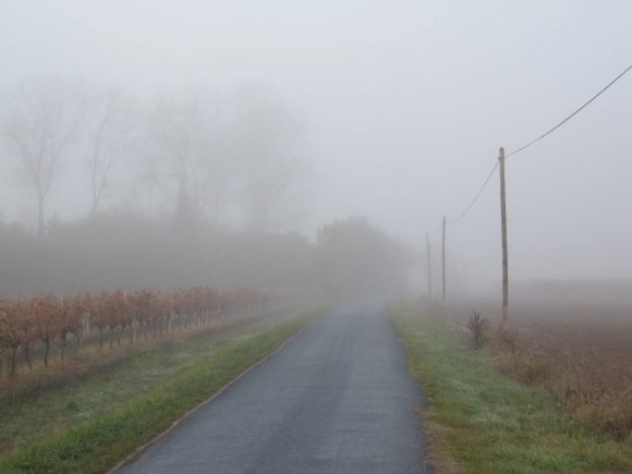 Départ dans le brouillard